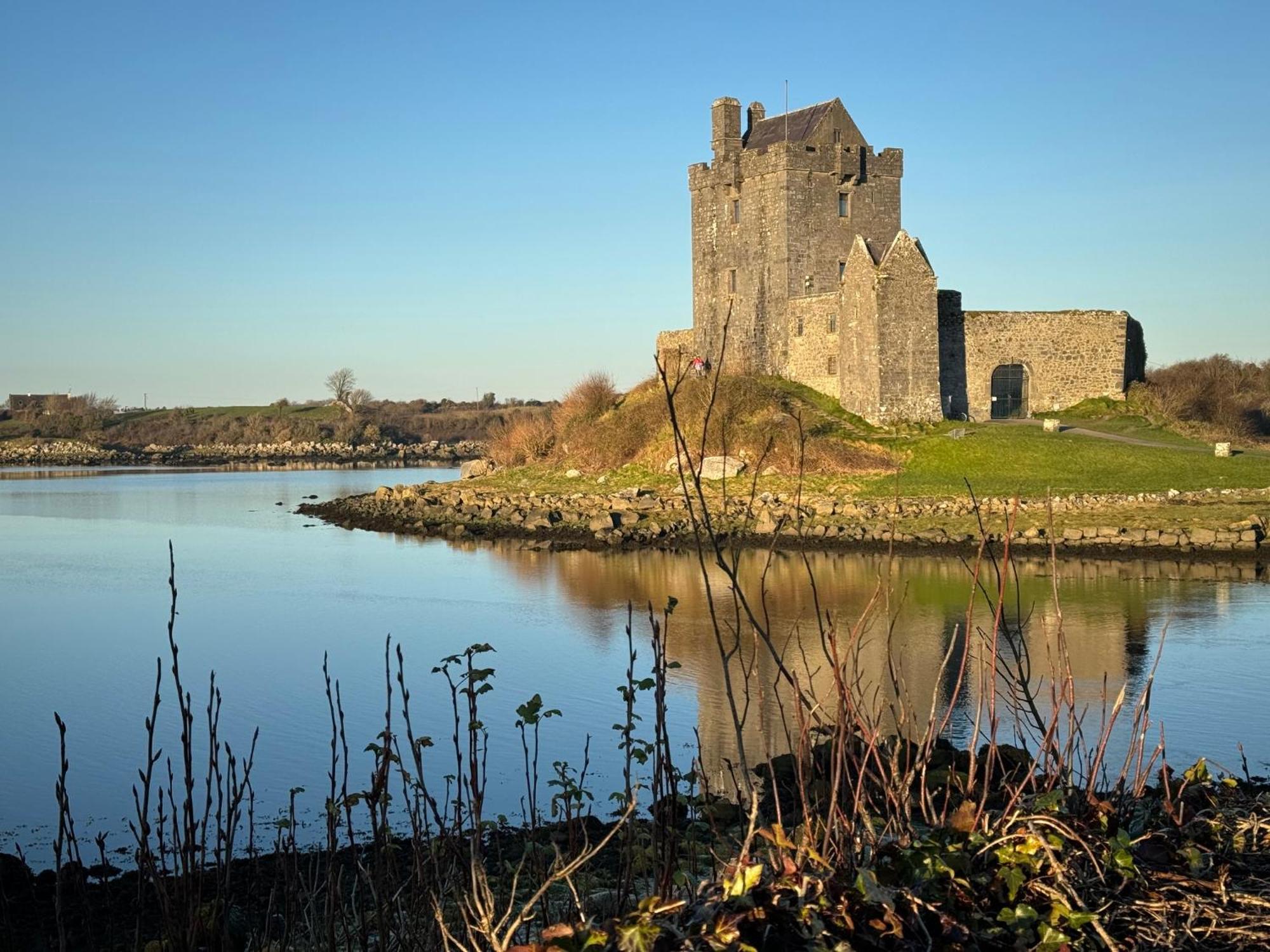 Burren Court Lodge Ballyvaughan Eksteriør billede