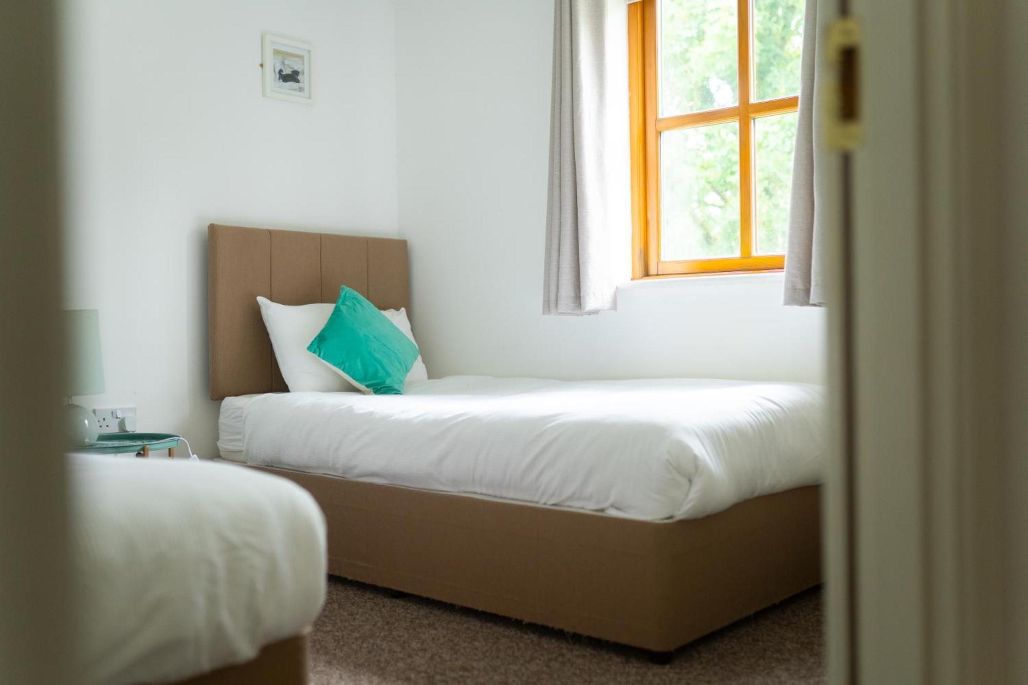 Burren Court Lodge Ballyvaughan Eksteriør billede