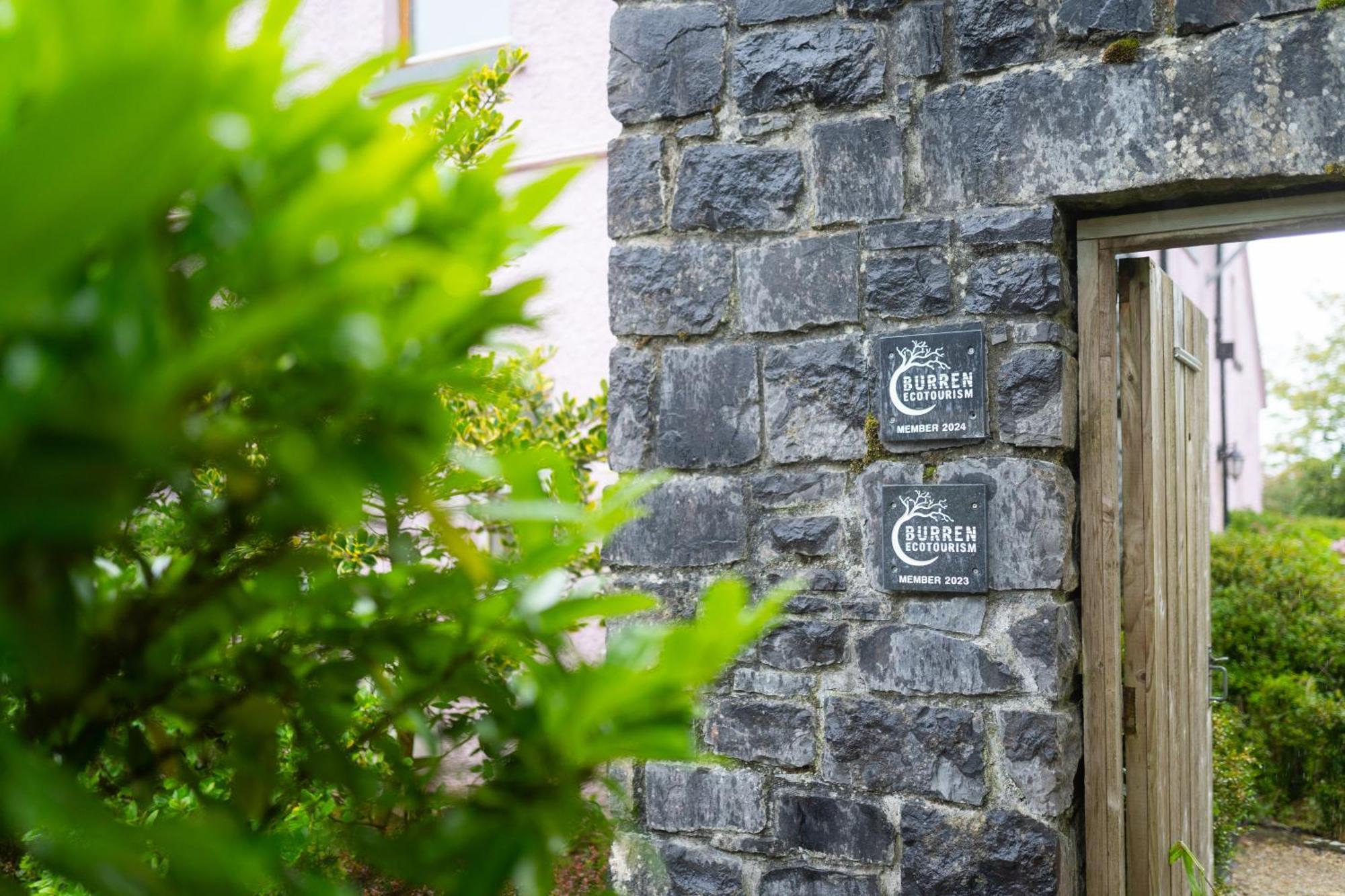 Burren Court Lodge Ballyvaughan Eksteriør billede