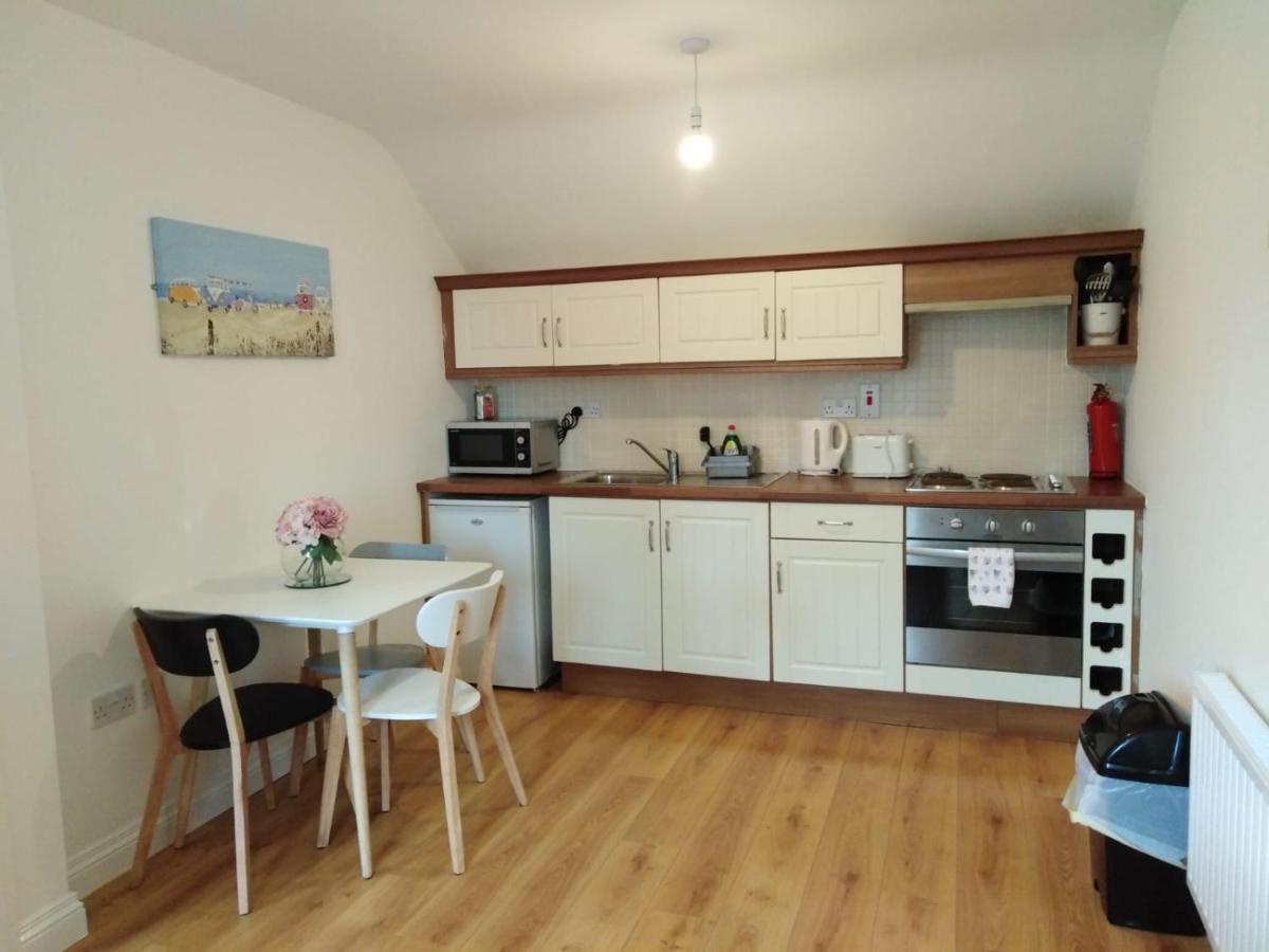 Burren Court Lodge Ballyvaughan Eksteriør billede